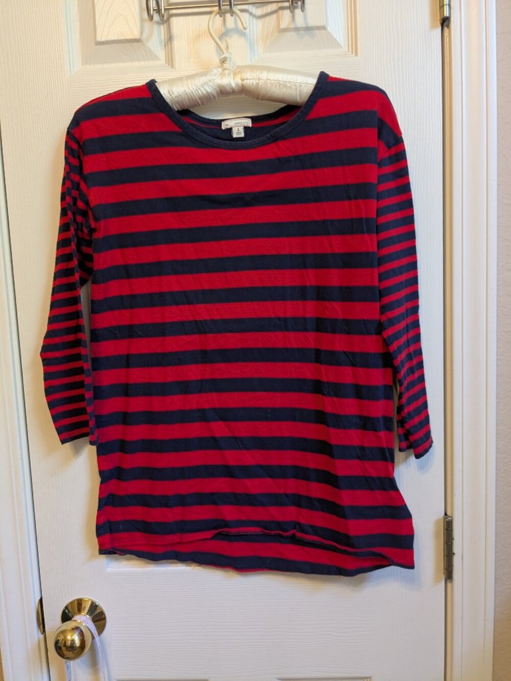 Gap Red and Navy Striped Long Sleeve Knit Top